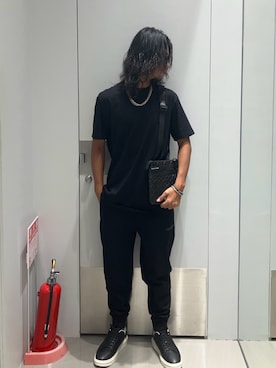 「ARMANI EXCHANGE（アルマーニエクスチェンジ）のアイテム」を使った、TAKUYAさん（メンズ・174cm）の夏コーディネート