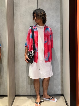 「ARMANI EXCHANGE（アルマーニエクスチェンジ）のアイテム（タンクトップ）」を使った、TAKUYAさん（メンズ・174cm）の夏コーディネート