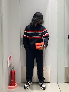 「アイテム（スウェットパンツ）」を使った、TAKUYAさん（メンズ・174cm）の冬コーディネート