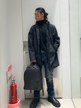 「ARMANI EXCHANGE（アルマーニエクスチェンジ）の【A|X アルマーニ エクスチェンジ】ボリュームソール レザー チェルシーブーツ（ブーツ）」を使った、TAKUYAさん（メンズ・174cm）の冬コーディネート