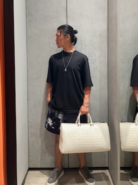 「ARMANI EXCHANGE（アルマーニエクスチェンジ）の【A|X アルマーニ エクスチェンジ】スエード レースアップスニーカー（スニーカー、ベージュ系）」を使った、TAKUYAさん（メンズ・174cm）の夏コーディネート