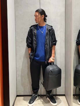 「アイテム（ナイロンジャケット、ブラック系）」を使った、TAKUYAさん（メンズ・174cm）の秋コーディネート