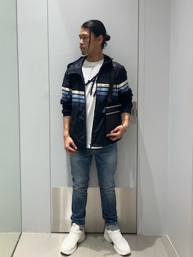 「ARMANI EXCHANGE（アルマーニエクスチェンジ）のアイテム」を使った、TAKUYAさん（メンズ・174cm）の春コーディネート
