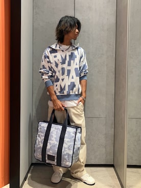 「ARMANI EXCHANGE（アルマーニエクスチェンジ）のアイテム（トートバッグ）」を使った、TAKUYAさん（メンズ・174cm）の夏コーディネート