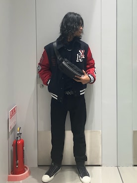 「ARMANI EXCHANGE（アルマーニエクスチェンジ）のアイテム」を使った、TAKUYAさん（メンズ・174cm）の秋コーディネート