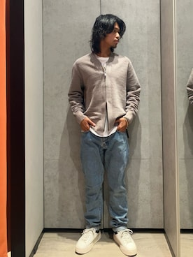 「ARMANI EXCHANGE（アルマーニエクスチェンジ）のアイテム（カーディガン/ボレロ）」を使った、TAKUYAさん（メンズ・174cm）の秋コーディネート