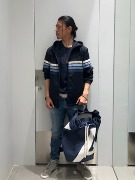 「ARMANI EXCHANGE（アルマーニエクスチェンジ）の【A|X アルマーニ エクスチェンジ】AXロゴ スエード レースアップスニーカー（スニーカー、グリーン系）」を使った、TAKUYAさん（メンズ・174cm）の夏コーディネート
