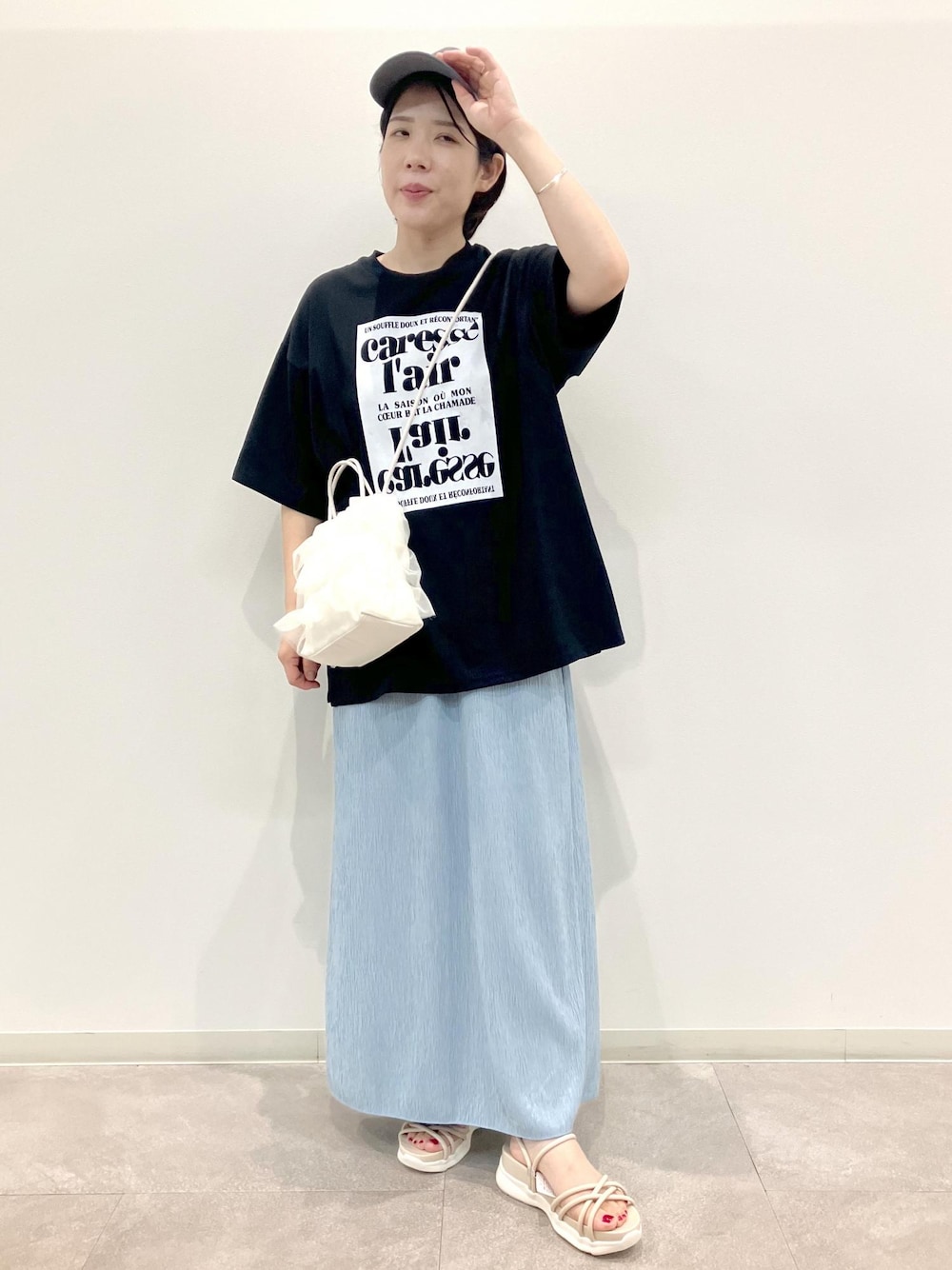 ゆんさんの「イレギュラープリーツ微光沢スカート（ROPE' PICNIC）」を使ったコーディネートの1枚目の写真