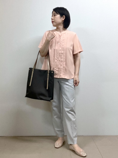 セール】多機能ランダムタックハーフスリーブブラウス / 通勤にも