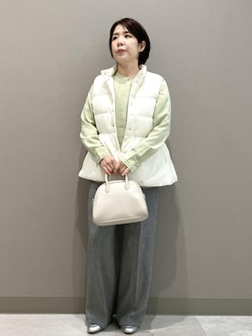 「アイテム（ダウンベスト）」を使った、ゆんさん（レディース・155cm）の秋コーディネート