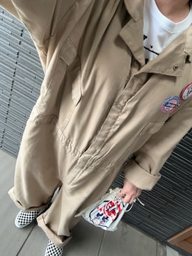 「STUSSY（ステューシー）のアイテム（Tシャツ/カットソー、ホワイト系）」を使った、Sueさん（レディース・160cm）の春コーディネート