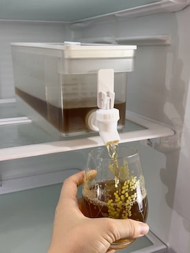 「tower（タワー）のtower 冷蔵庫ドリンクサーバー 1.8L（キッチンツール）」を使った、akaneさん（レディース・164cm・20代）の秋コーディネート