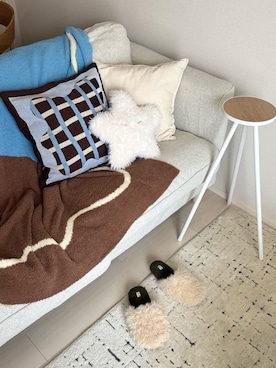 「SAHIR（サヒール）の【SAHIR サヒール】Mochimochi blanket　M　ブランケット（ブランケット、ブラウン系）」を使った、akaneさん（レディース・164cm）の春コーディネート