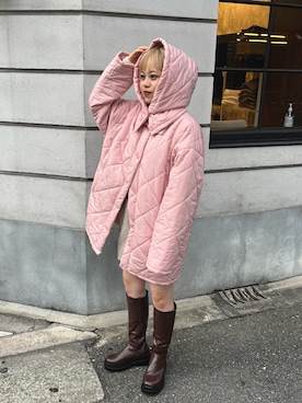 「アイテム（ダウンジャケット/コート、ピンク系）」を使った、eriさん（レディース・155cm）の秋コーディネート