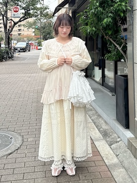 「アイテム（バレエシューズ）」を使った、seinaさん（レディース・153cm）の秋コーディネート