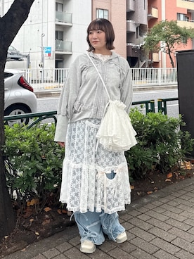 「アイテム（パーカー）」を使った、seinaさん（レディース・153cm）の秋コーディネート