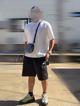 「SWATCH（スウォッチ）のアイテム」を使った、Reluxさん（メンズ・175cm）の春コーディネート