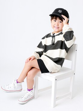 「CONVERSE（コンバース）のconverse コンバース CHILD ALL STAR N Z HI キッズスニーカー(チャイルドオールスターNZHI)（スニーカー、ホワイト系）」を使った、sosukeさん（キッズ・110cm）の秋コーディネート