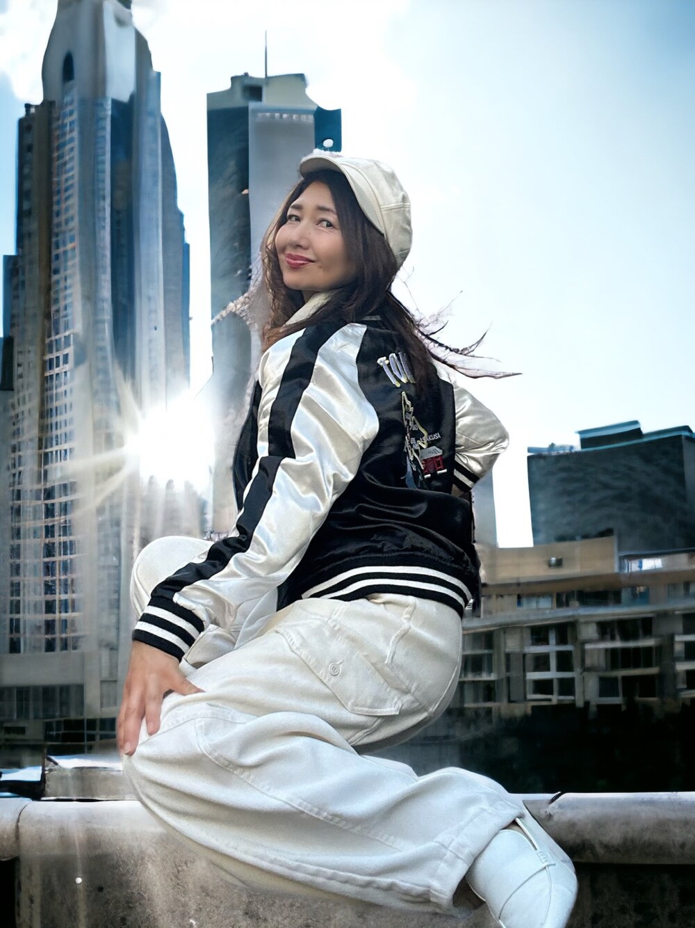 「ファッションを楽しもう、秋冬コーデ、シンプルコーデ、秋、秋服、楽チンコーデ、古着MIX、モノトーン、キャスケット、スカジャン」｜「古着のアイテム（スカジャン、その他）」を使った、toshikoshiさん（レディース・160cm）の秋コーディネートの1枚目の写真
