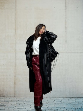 「アイテム（ムートンコート）」を使った、toshikoshiさん（レディース・160cm）の秋コーディネート