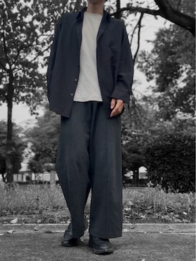 「UNIQLO（ユニクロ）のアイテム（Tシャツ/カットソー、グレー系）」を使った、コユッキーさん（メンズ・170cm）の秋コーディネート