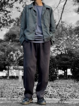 「カーキシャツ」｜コユッキーさん（メンズ・170cm）の秋コーディネート