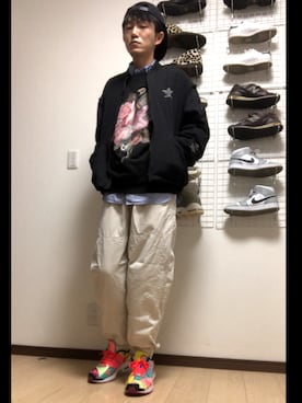 「AIR MAX」｜「アイテム（スウェット）」を使った、コユッキーさん（メンズ・170cm）の冬コーディネート