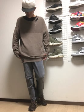「ブラウンニット」｜「アイテム（キャップ）」を使った、コユッキーさん（メンズ・170cm）の秋コーディネート