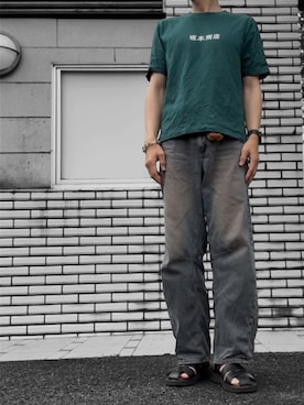 「GU（ジーユー）のアイテム（Tシャツ/カットソー、グリーン系）」を使った、コユッキーさん（メンズ・170cm）の秋コーディネート