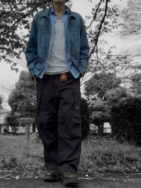「UNIQLO Cのアイテム（シャツ/ブラウス、ブルー系）」を使った、コユッキーさん（メンズ・170cm）の春コーディネート