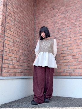 「ITEMS URBANRESEARCH（アイテムズ アーバンリサーチ）のレースベストドッキングチュニック（シャツ/ブラウス、ベージュ系）」を使った、かめさん（レディース・148cm）の春コーディネート