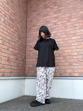 「ITEMS URBANRESEARCH（アイテムズ アーバンリサーチ）のピンタックレースブラウス（シャツ/ブラウス、ブラック系）」を使った、かめさん（レディース・148cm）の夏コーディネート
