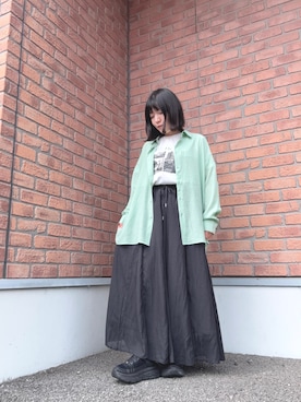 「ITEMS URBANRESEARCH（アイテムズ アーバンリサーチ）のシアーヨウリュウシャツ（シャツ/ブラウス、グリーン系）」を使った、かめさん（レディース・148cm）の春コーディネート