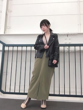 「春カラー」｜「アイテム（ライダースジャケット）」を使った、かめさん（レディース・148cm）の冬コーディネート