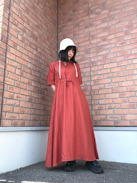 「SMELLY（スメリー）のスカラップバケットハット（ハット、ホワイト系）」を使った、かめさん（レディース・148cm）の春コーディネート