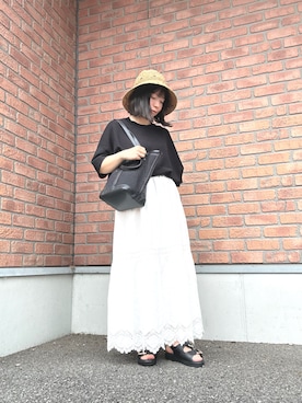 「ITEMS URBANRESEARCH（アイテムズ アーバンリサーチ）の『洗濯可』ニットTシャツ（ニット/セーター、ブラック系）」を使った、かめさん（レディース・148cm）の夏コーディネート