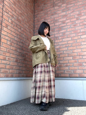 「ITEMS URBANRESEARCH（アイテムズ アーバンリサーチ）の『イージーケア/防花粉』撥水マウンテンパーカー（マウンテンパーカー、ベージュ系）」を使った、かめさん（レディース・148cm）の春コーディネート