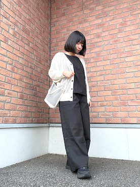 「ITEMS URBANRESEARCH（アイテムズ アーバンリサーチ）のリネンライクセットアップ（サロペット/オーバーオール、ブラック系）」を使った、かめさん（レディース・148cm）の夏コーディネート