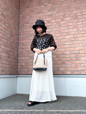 「ITEMS URBANRESEARCH（アイテムズ アーバンリサーチ）の袖デザインカットソー（Tシャツ/カットソー、ブラウン系）」を使った、かめさん（レディース・148cm）の夏コーディネート