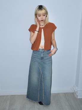 「アイテム（アンサンブル、オレンジ系）」を使った、_evan.coさん（レディース・166cm）の春コーディネート
