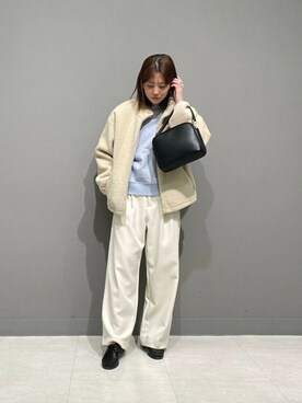 「冬の差し色コーデ」｜「アイテム（ジャケット/アウター）」を使った、優菜さん（レディース・160cm）の冬コーディネート