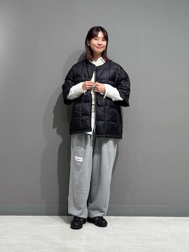 「アイテム（ダウンジャケット/コート）」を使った、優菜さん（レディース・160cm）の秋コーディネート