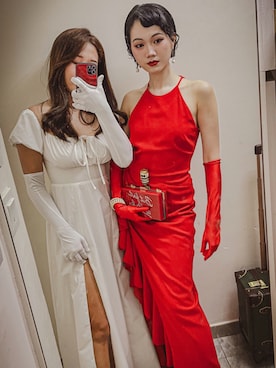 「GOWN」｜Alessandra Mainaさん（レディース・165cm）の秋コーディネート