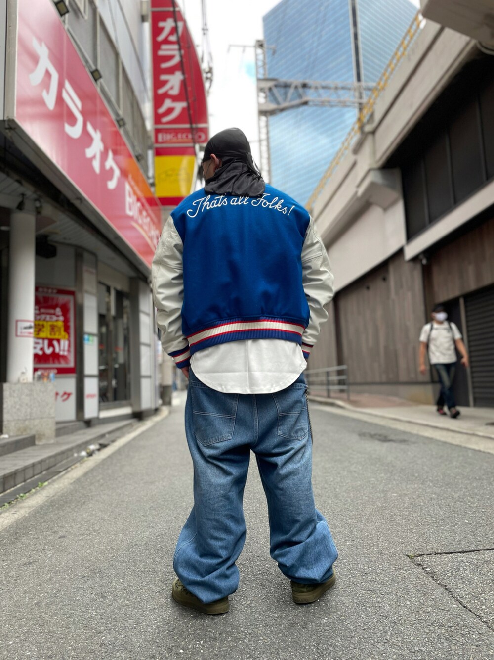 「ROYAL FLASH、royalflash梅田」｜「CTLSのアイテム（Tシャツ/カットソー、ホワイト系）」を使った、SASAOさん（メンズ・175cm）の秋コーディネートの1枚目の写真