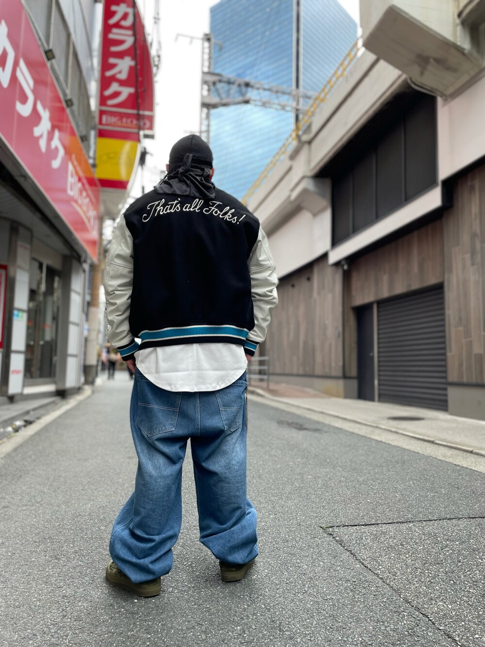 「ROYAL FLASH、royalflash梅田」｜「CTLSのアイテム（Tシャツ/カットソー、ホワイト系）」を使った、SASAOさん（メンズ・175cm）の秋コーディネートの1枚目の写真