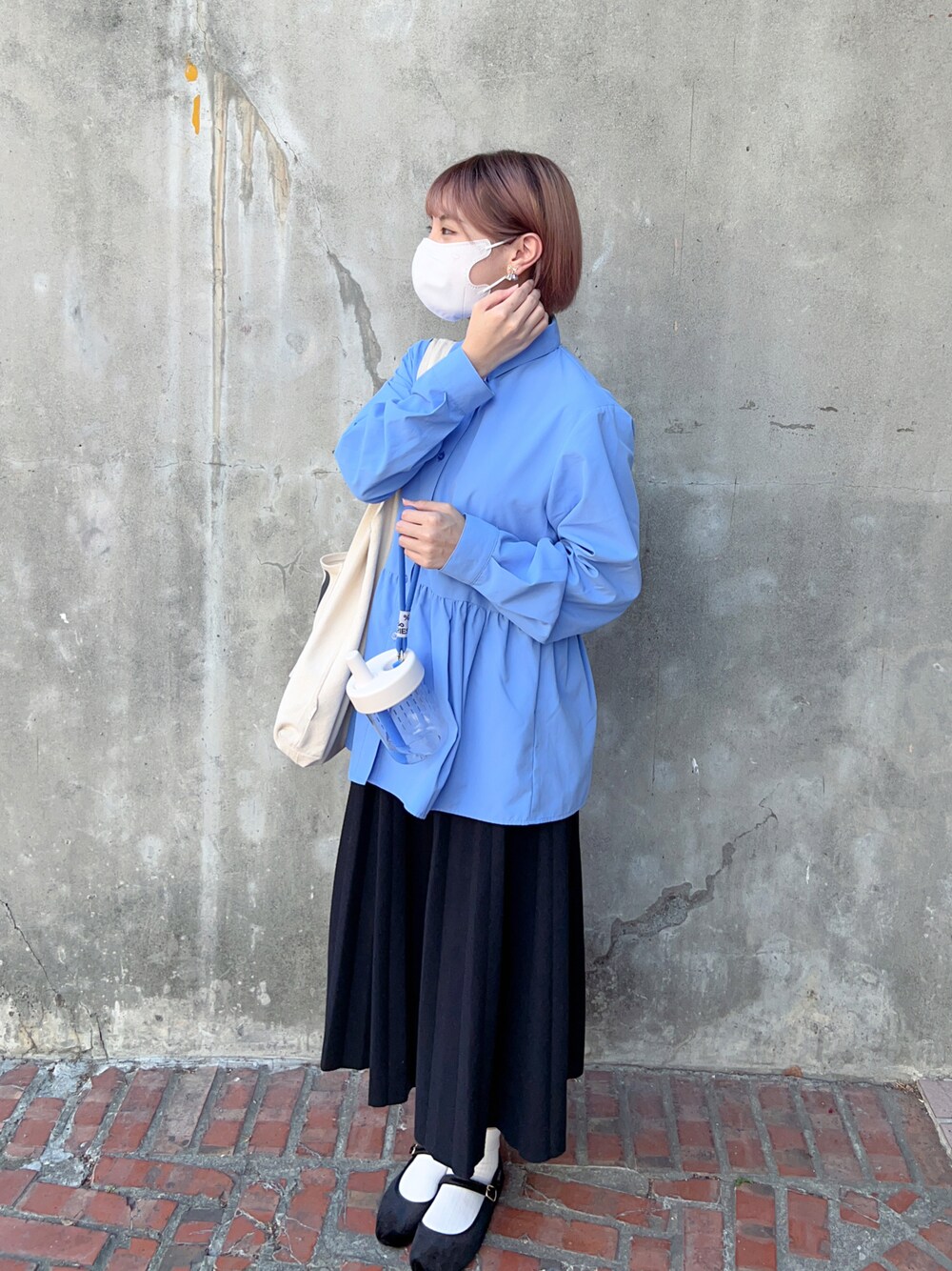 「低身長コーデ、休日コーデ、今日のコーデ」｜「GUのアイテム（シャツ/ブラウス、ブルー系）」を使った、CCさん（レディース・153cm）の春コーディネートの1枚目の写真
