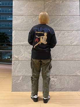 「AVIREX（アヴィレックス）のアイテム」を使った、NANAKAさん（レディース・169cm）の秋コーディネート
