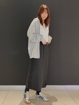 「adidas（アディダス）のアイテム（スカート）」を使った、RSさん（レディース・168cm）の秋コーディネート