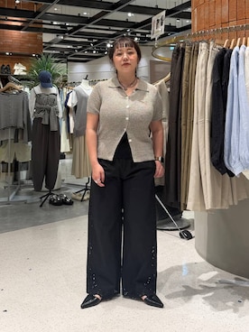 「LOWRYS FARM（ローリーズファーム）のドットリボンフウバンス　634201（バレッタ/ヘアクリップ、ブラック系）」を使った、m.pocさん（レディース・160cm）の春コーディネート