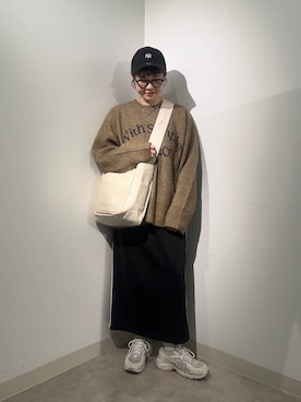 「アイテム（ボディバッグ/ウエストポーチ）」を使った、m.pocさん（レディース・160cm）の冬コーディネート
